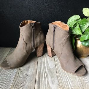 XOXO | Shoes | Xoxo Brand Tan Peep Toe Booties | Poshmark